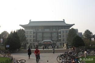 北大门口照片,历史与现代的交汇点