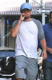 莱昂纳多表情包快活啊,快活啊，生活如此美好！